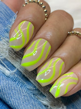 Load image into Gallery viewer, Lime Light