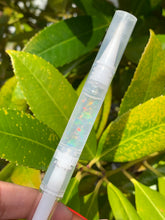 Load image into Gallery viewer, Cuticle Oil Pen