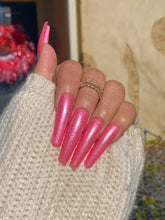 Load image into Gallery viewer, Glisten