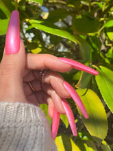 Load image into Gallery viewer, Glisten