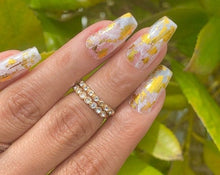 Load image into Gallery viewer, Golden